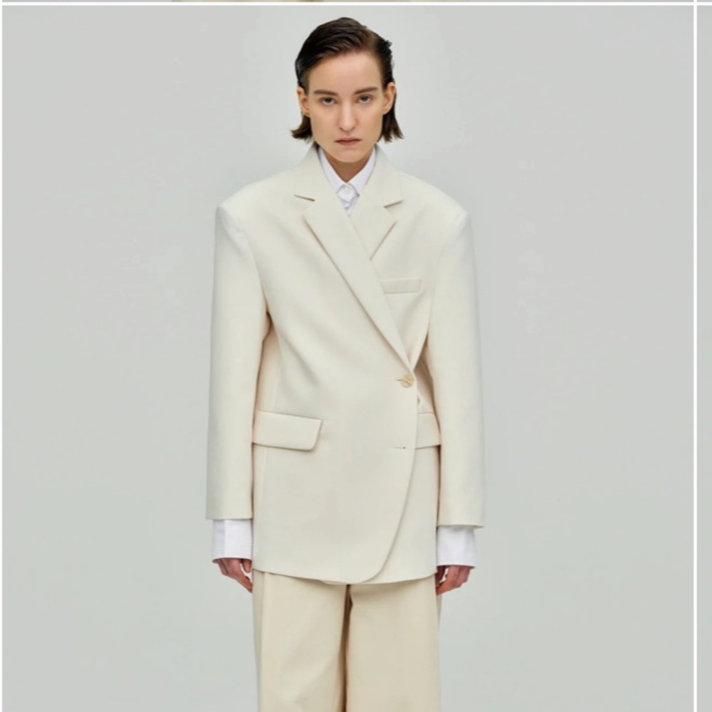Source Unknown Boxy Cross-Over Blazer, Cream